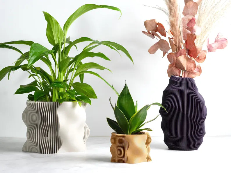 Kura-Pot Curvy | Minimalistic & Elegant Indoor Planter Pot | With Hidden Drainage Windows | Great Gift for Plant Lover!
