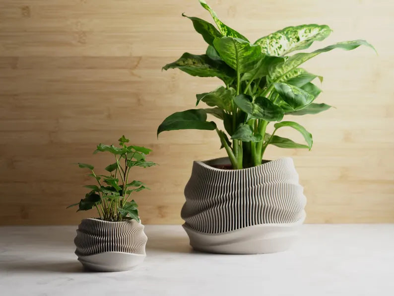 Kura-Pot Curvy | Minimalistic & Elegant Indoor Planter Pot | With Hidden Drainage Windows | Great Gift for Plant Lover!