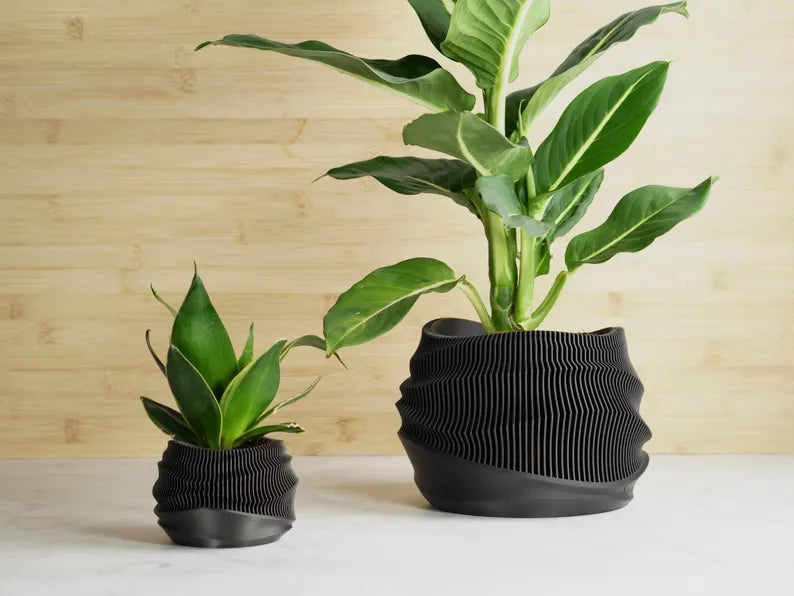 Kura-Pot Curvy | Minimalistic & Elegant Indoor Planter Pot | With Hidden Drainage Windows | Great Gift for Plant Lover!