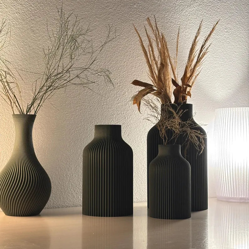 Unique Geometric Wavy Vase | Modern & Minimalist 3D Printed Decor Vase for Dried Flowers | Gift for Home