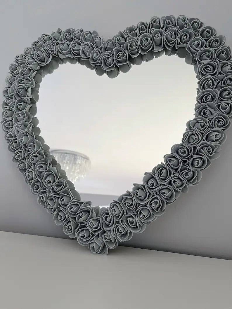 Rustic Grey Wooden Heart Mirror – Farmhouse Shabby Chic Wall Art for Home Decor