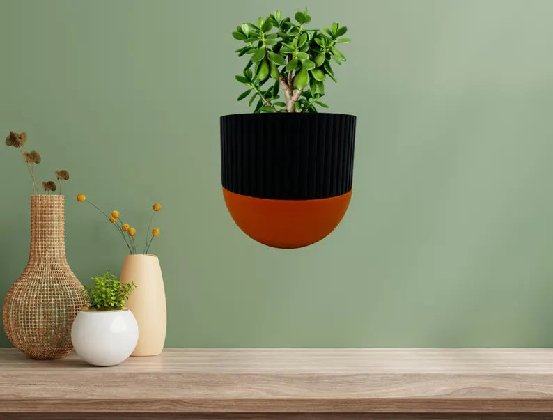 Stylish Wall-Mounted Plant Pot with Removable Drip Tray - Perfect for Home Decor